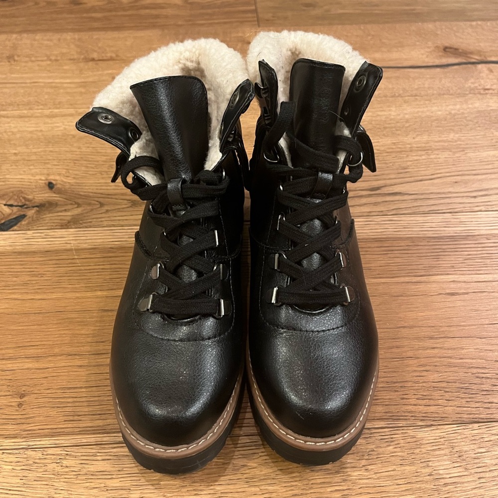 Universal Thread Winter Boots - Picture 2 of 6
